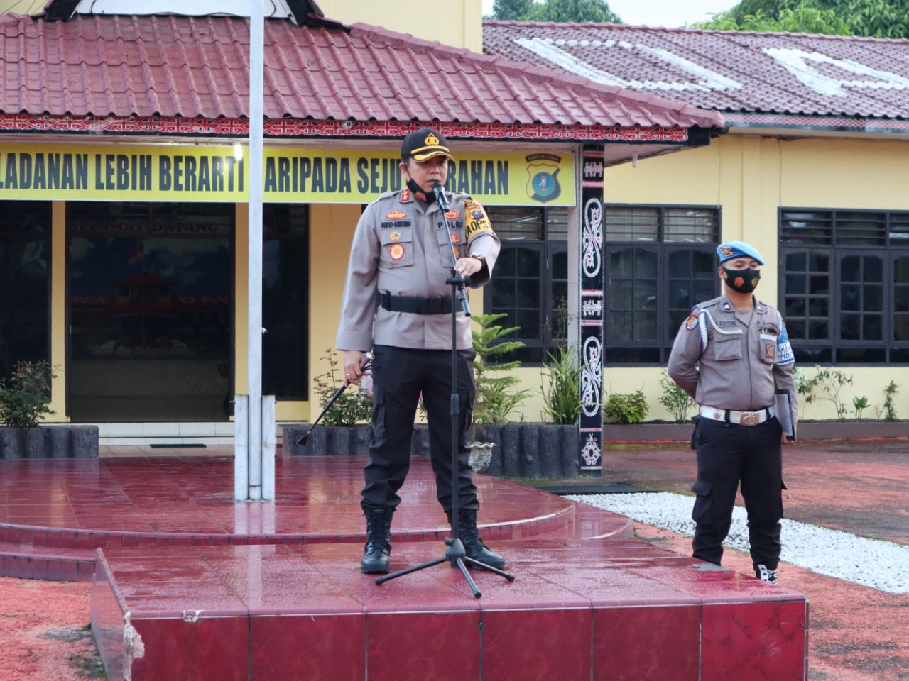 Kapolres Dairi Pimpinan Pemberangkatan 95 Personil BKO Ke Polres Pakpak Bharat dan Samosir 