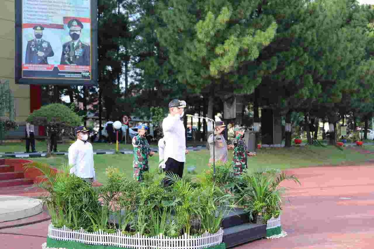 Bacakan Amanat Kapolri, Gubernur Sumut Pimpin Apel Gelar Pasukan Ops Lilin Toba 2020 di Mapolda