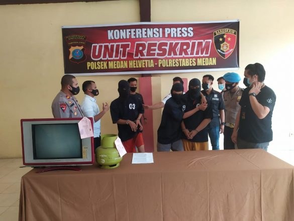 Personil Polsek Medan Helvetia Tembak Kaki Komplotan Spesialis Bongkar Rumah