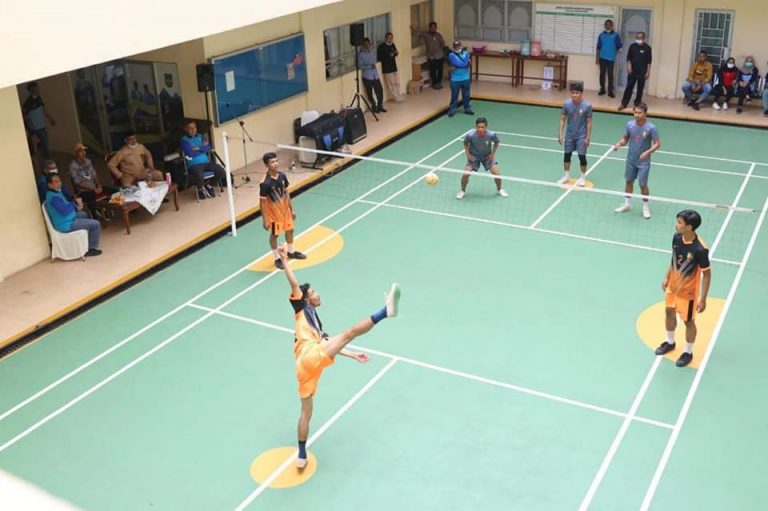 Dispora Batam Gelar Pertandingan  Persahabatan Sepak Takraw