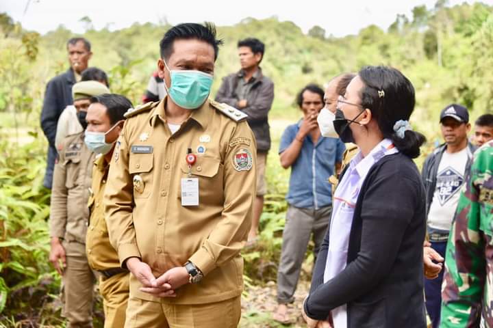 Wakil Bupati Humbahas Tinjau Lokasi Longsor di Simataniari Kecamatan Parlilitan