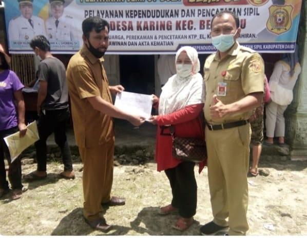 Disdukcapil Dairi Jemput Bola Layani Administrasi Kependudukan