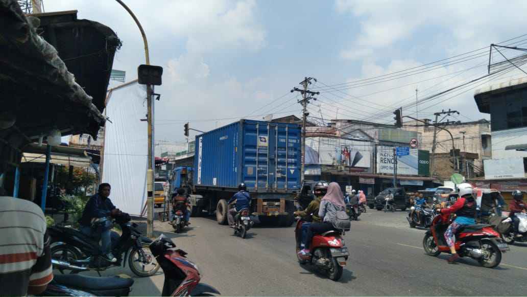 Lapor Pak Walikota, Lampu Traffic Light Simpang Titi Papan Medan Deli Rusak Berat