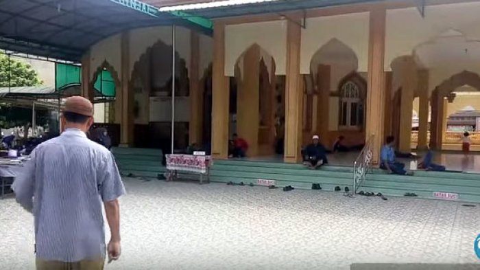 Masjid Raya Binjai Ramai Dikunjungi Wisatawan Saat Berbuka Puasa