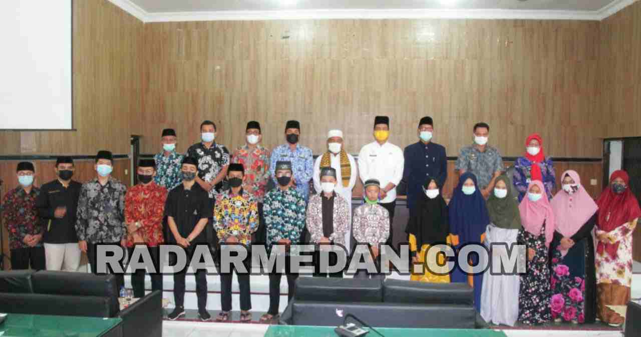 Wali Kota Pematangsiantar Melepas Kontigen Kafillah MTQ ke Tingkat Provinsi Sumut 