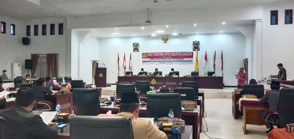 DPRD Samosir Gelar Paripurna Penyampaian Keputusan LKPJ Bupati Samosir 2020