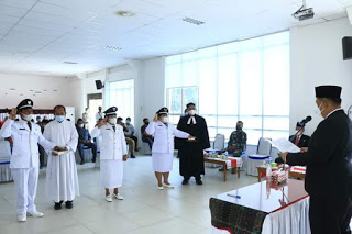 3 Orang Kepala Desa PAW Dilantik Bupati Samosir Vandiko Timotius Gultom