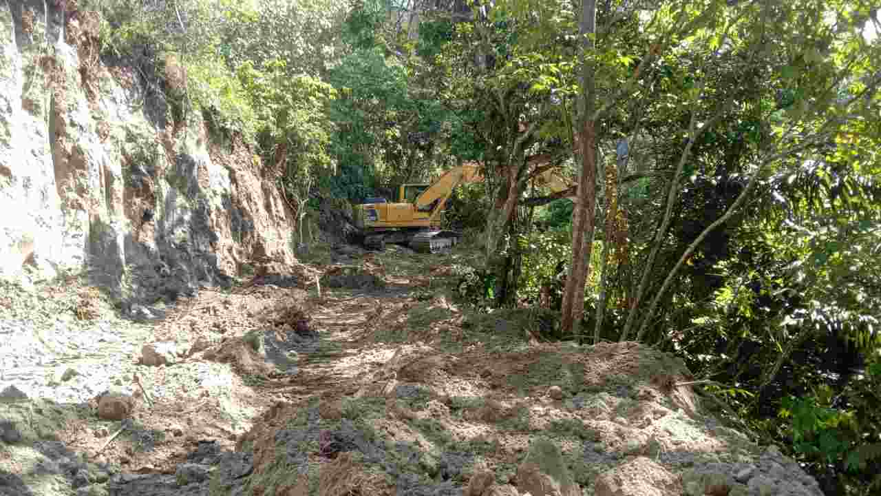 Salahsatu Program Kerja 100 Hari Bupati Samosir, Pembukaan Ruas Jalan Ini