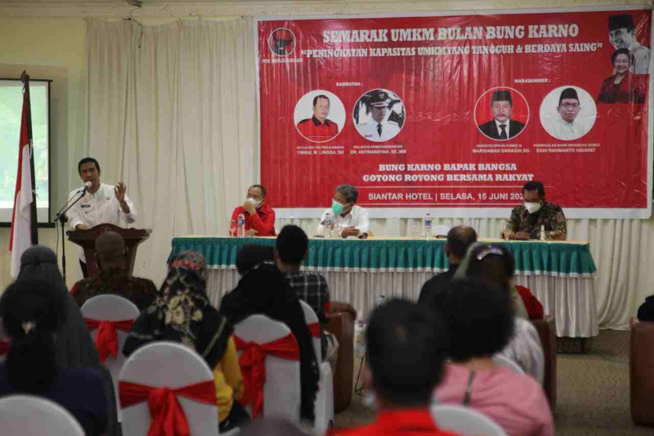 Wali Kota Pematangsiantar Hadiri Acara Semarak UMKM Bulan Bung Karno