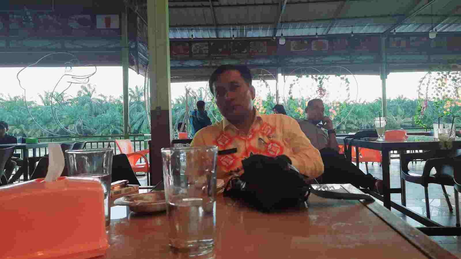 Parit Milik PT ISJ Tak Terawat, Warga Kampung Bilah Mengeluh