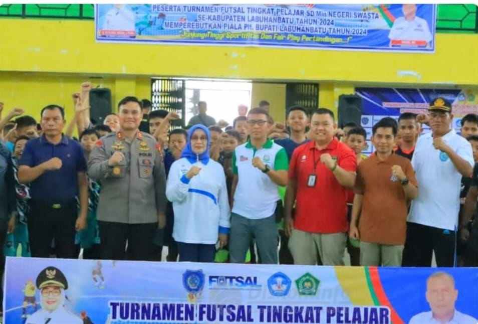 Plt Bupati Labuhanbatu Buka Turnamen Futsal Tingkat Pelajar