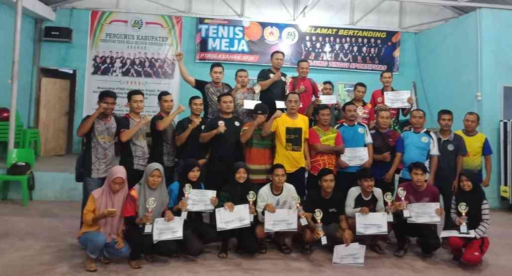 PTMSI Asahan Gelar Kejuaran Tenis Meja, Ini Para Juaranya