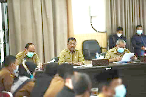Pj. Bupati Pakpak Bharat Pimpin Rapat Monitoring dan Evaluasi Serapan Anggaran 2020