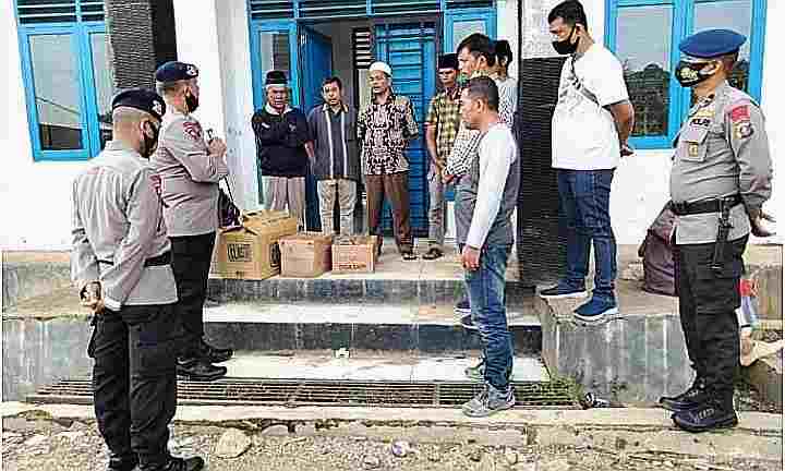 Dansat Brimob Polda Sumut Berikan Tali Asih kepada Keluarga Korban Kebocoran Gas