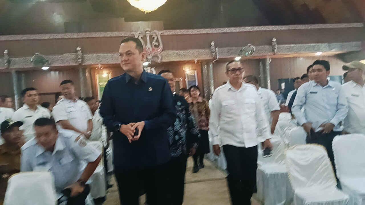 Anggota DPR RI Martin Manurung Gandeng BPK-RI Sumut Sosialisasikan Pengelolaan Dana Desa di Taput