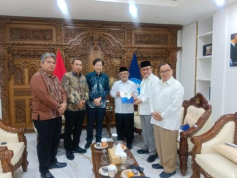 Audiensi ke Kemendikdasmen dan Kemenag, Bupati Taput Laporkan Penanganan Sekolah Bencana
