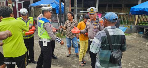 Satlantas Polres Sergai Gelar Jumat Berkah dan Edukasi Tertib Berlalu Lintas di Tiga Titik