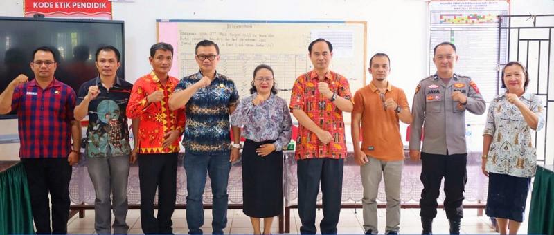 Heboh Medsos, Konflik Guru-Ortua SMPN 1 Mandrehe Berdamai Usai Dimediasi Plt Kadis 