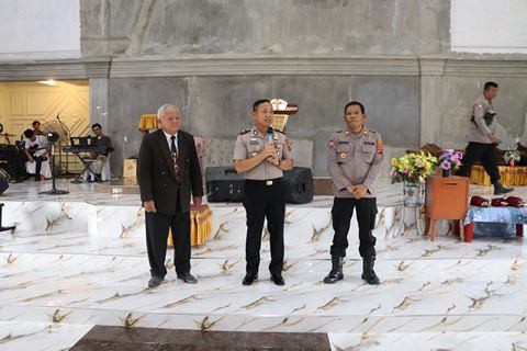 Minggu Kasih di Gereja Pentakosta, Wakapolres Labuhanbatu Sampaikan Pesan Kamtibmas