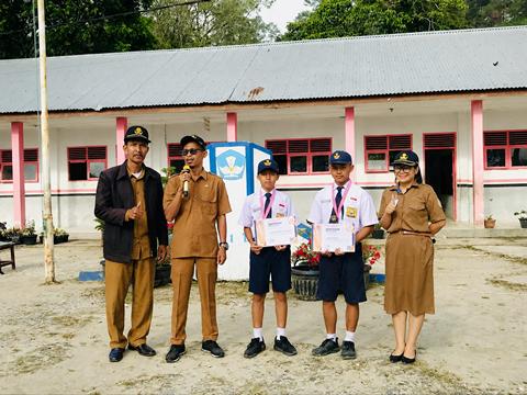 2 Murid SMP Negeri 1 Tarutung Sabet Medali di Olimpiade Sains