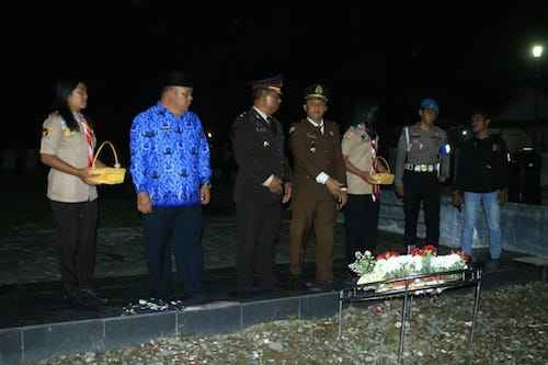 PEMKABSAMOSIUR.jpg