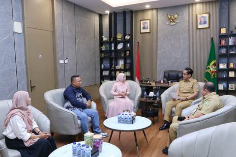 Wali Kota Medan Dukung Rifani Putri Azani Lubis Menuju Grand Final Miss Hijab Sumut 2026