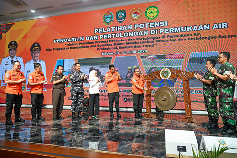 Pelatihan_Potensi_Pencarian_di_Air_4_jpg.jpg