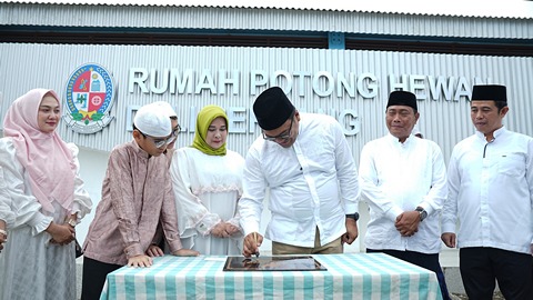 Bupati Deli Serdang Tinjau Kurban Presiden dan Resmikan RPH di Tanjung Morawa