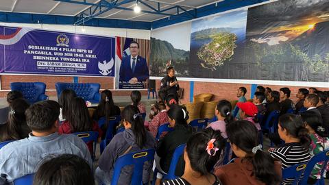 Sabam Sinaga Sosialisasikan Empat Pilar Kebangsaan Bersama Masyarakat di Rumah Aspirasi