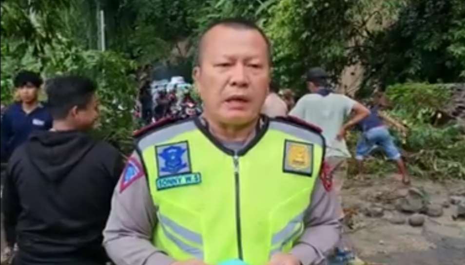 Jalur Medan-Berastagi Terputus, Sekitar 20 Titik Longsor, Pengendara Diimbau Pakai Jalur Alternatif 