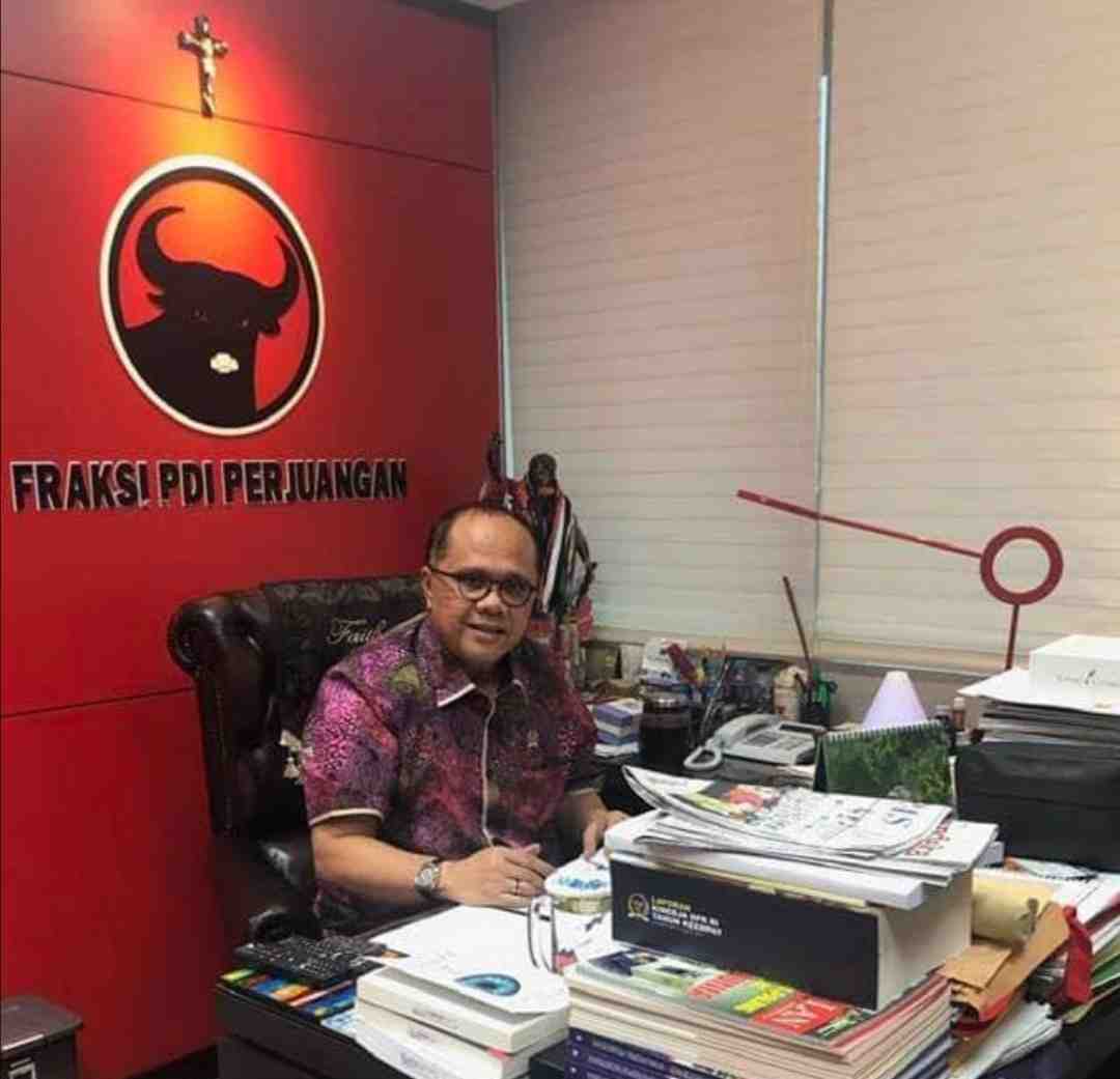 Gantikan Arief Wibowo, Junimart Girsang Jabat Wakil Ketua Komisi II DPR RI 