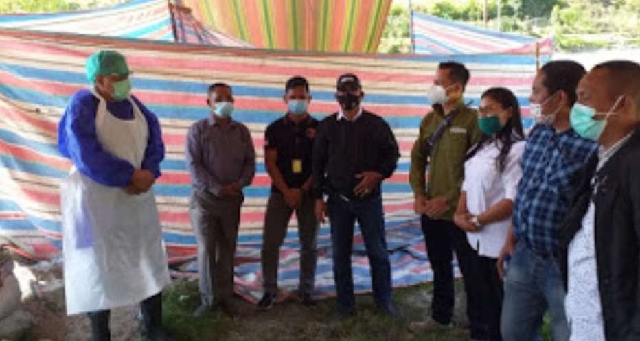 Usut Penyebab Kematian, Polisi Bongkar Makam Almarhum Ingat Simandalahi