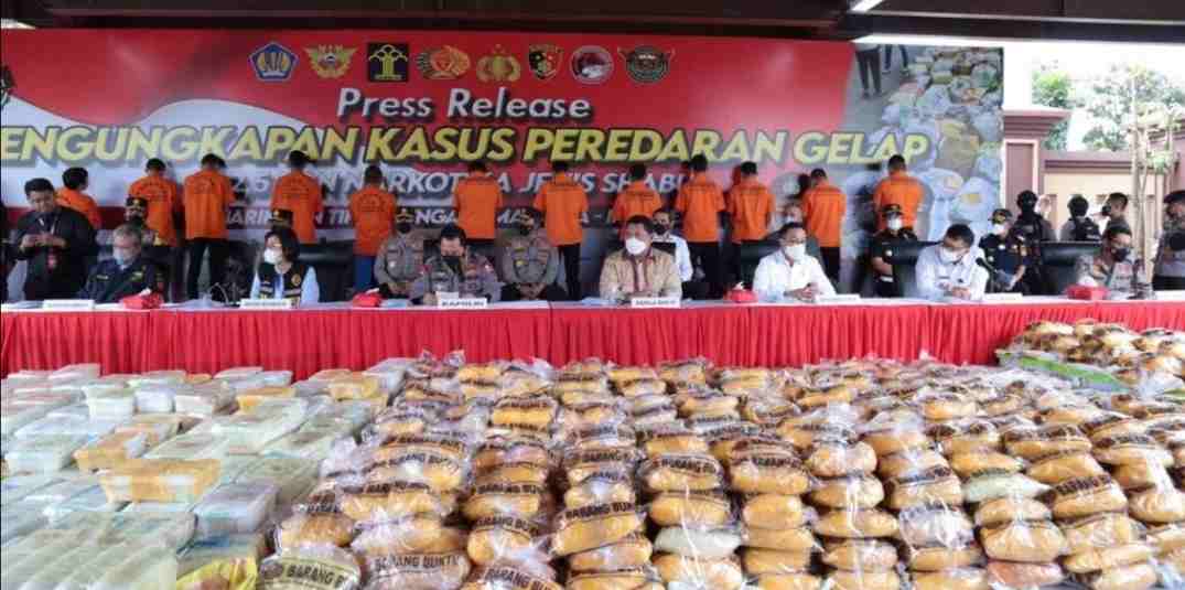 Polri Ungkap Peredaran Sabu 2,5 Ton, Tangkap 18 Tersangka, Satu Didor