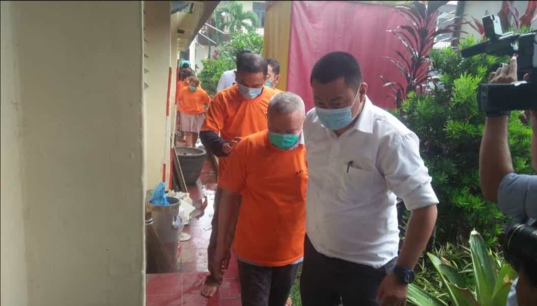 Sekda Nias Utara Ditangkap Polisi Bersama Cewek Cantik dan Ekstasi