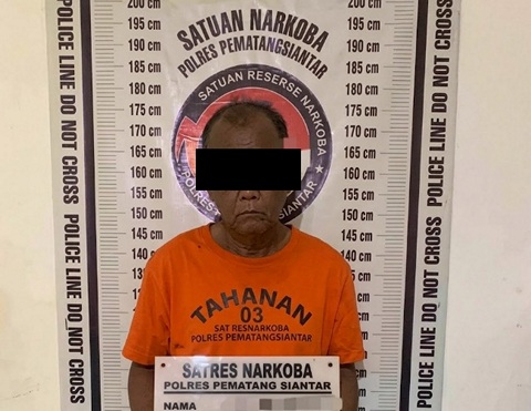 Duduk Santai di Atas Motor, Residivis Narkoba di Siantar Ditangkap Bawa Ganja