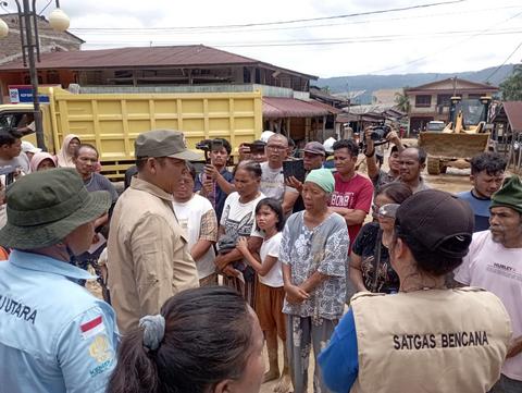 Bupati Taput Tinjau Lokasi Bencana di Simangumban, Pastikan Bantuan Logistik Tersalurkan
