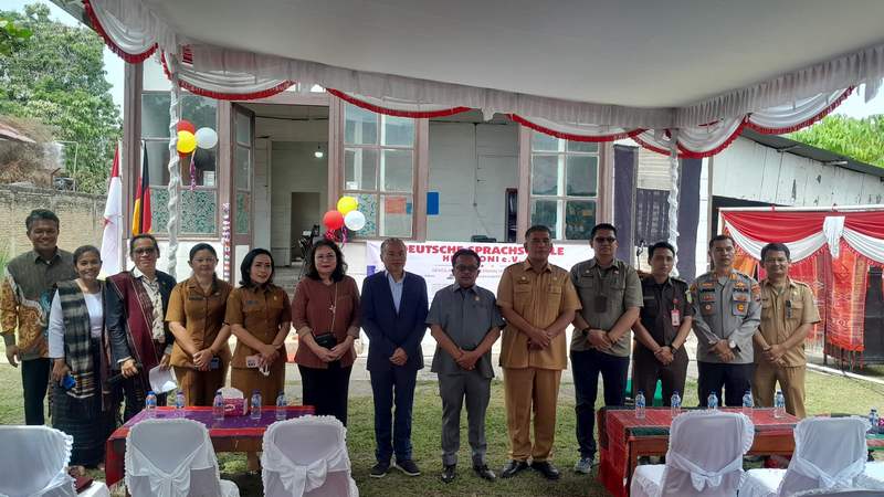 Yasop dan Himaboni Resmikan Kursus Bahasa Jerman Gratis di Balige