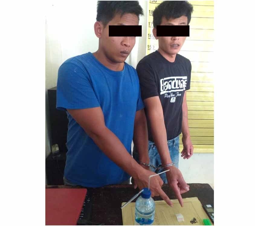 Pesta Narkoba Kedua Pria Ini Diciduk Polisi