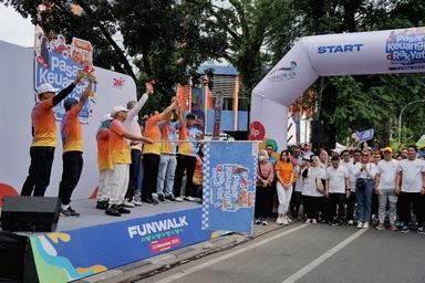 Literasi dan Inklusi Keuangan 80%, Wagub Surya Tekankan Perlunya Sinergi Pusat dan Daerah