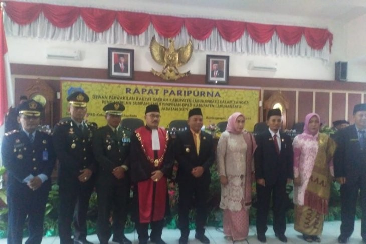 Politikus Golkar Meika Riyanti Siregar Jabat Ketua DPRD Labuhanbatu