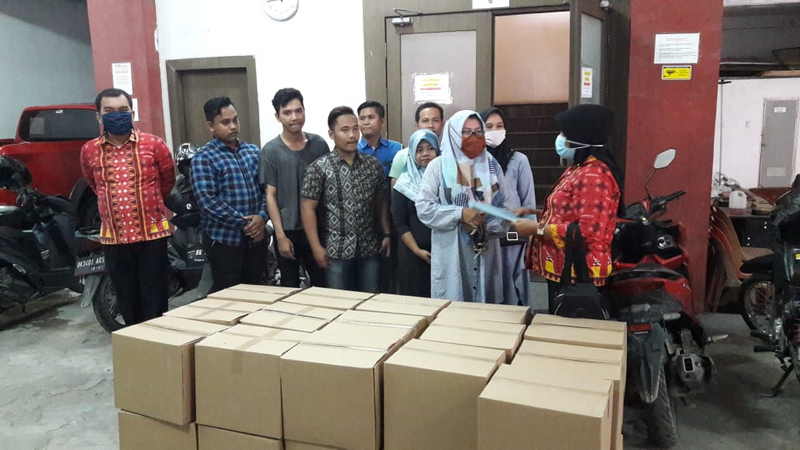 Dinas Tenaga Kerja Sumut Salurkan 4200 Paket Sembako kepada Para Buruh/Pekerja
