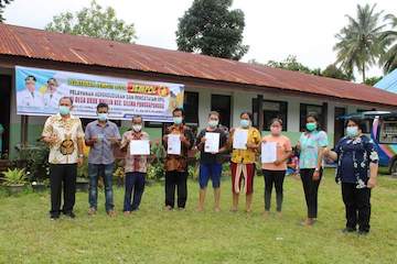 Tingkatkan Pelayanan Adminsitrasi Kependudukan, Bupati Dairi Hadirkan Program Jemput Bola