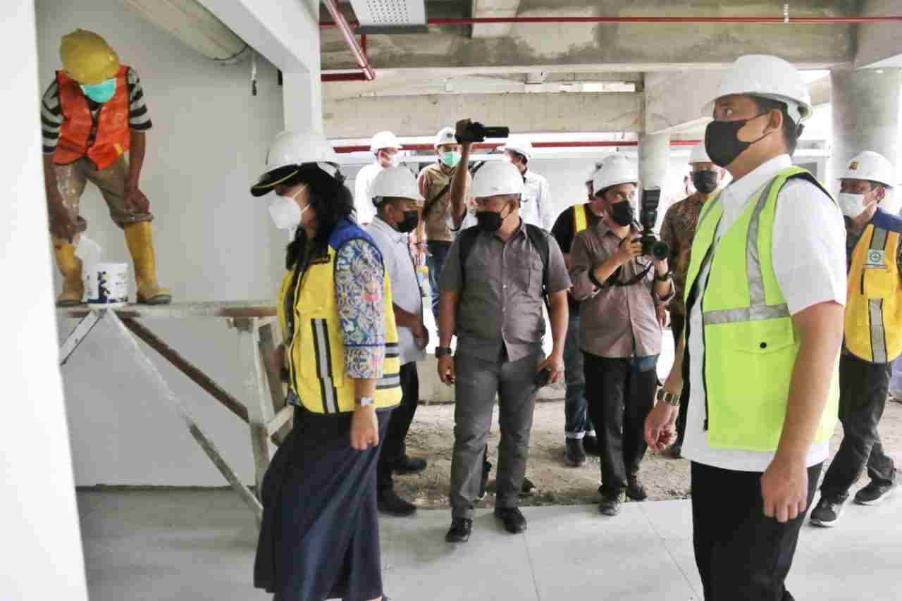 Walikota Medan Bersama Dirjen Cipta Karya Kementerian PUPR Meninjau Pembangunan Pasar Aksara Baru