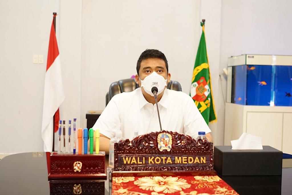 Wali Kota Medan Mengikuti Rakor Terkait Penerapan PPKM Level IV Di Luar Pulau Jawa-Bali Secara Virtu