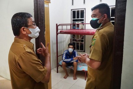 Wali Kota Medan Fasilitasi Keinginan Penghuni Kolong Jembatan untuk Pulang ke Kampung