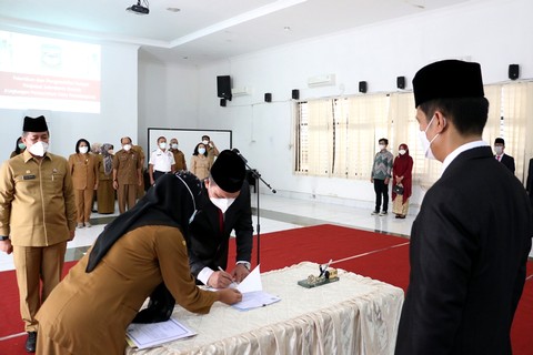 Pj. Sekretaris Daerah Kota Pematangsiantar Ir. Zubaidi, M.Si Gantikan Zulkifli SIP, MM