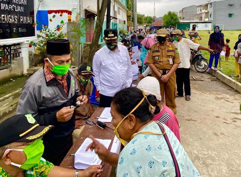 Bansos Pemko Medan Tahap II Disalurkan, Wali Kota Tinjau 2 Kelurahan