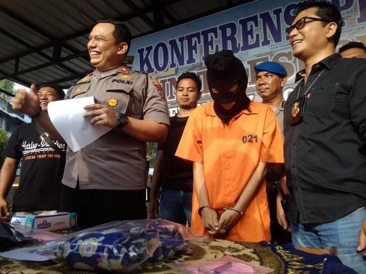 Pembuangan Bayi Komplek CBD Polonia Terungkap