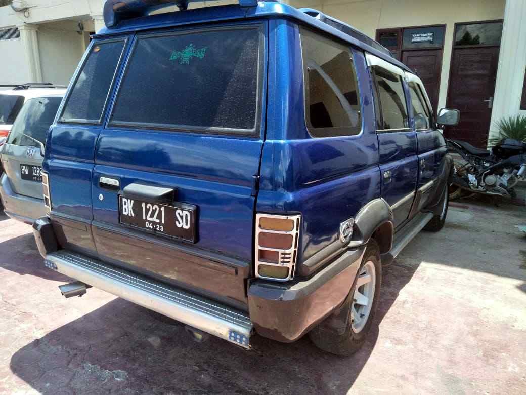 Orang Tua Korban Penganiyaan Mencak-Mencak Di Polres Tanah Karo