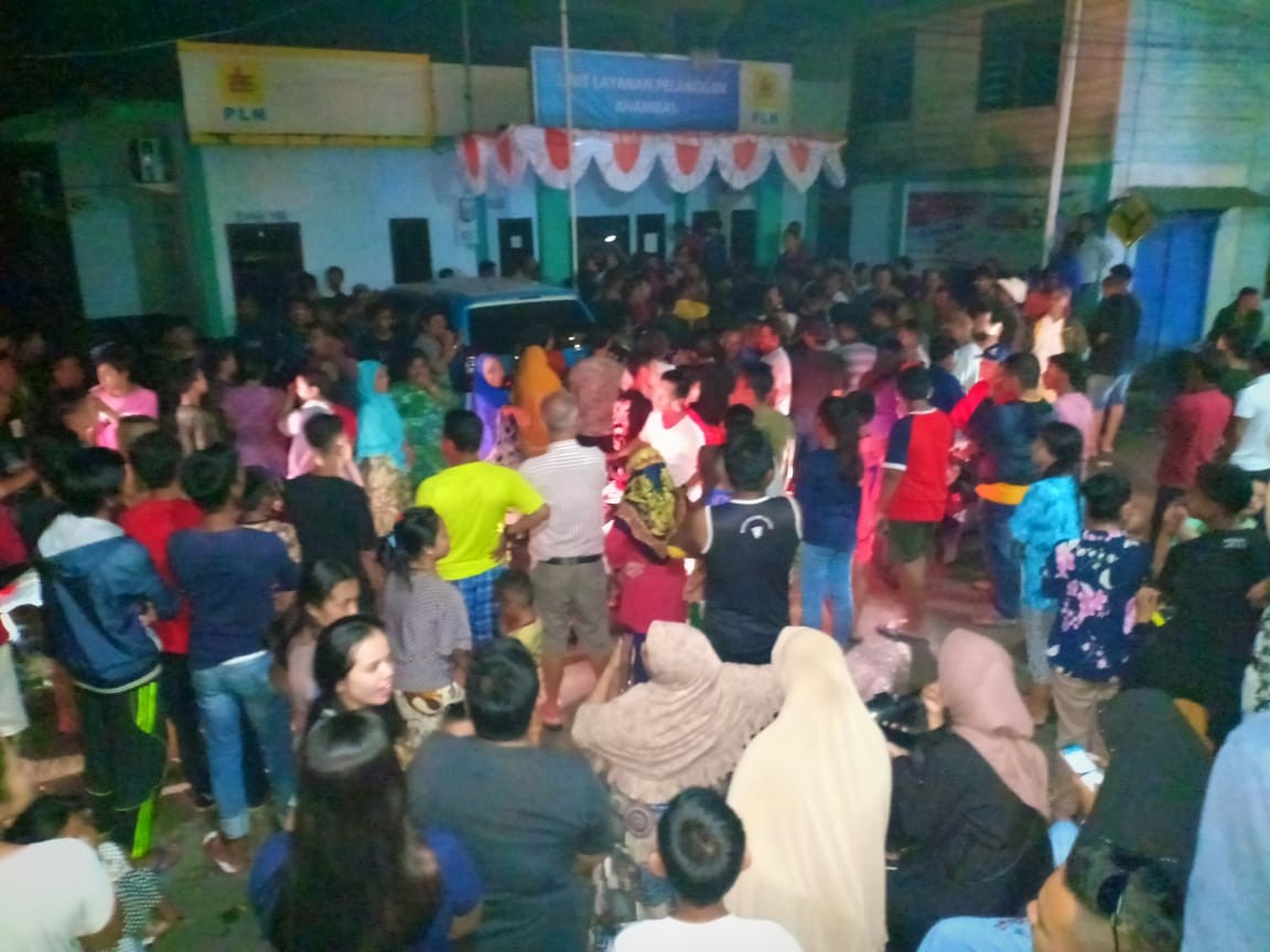 Listrik Padam Terus, Warga Datangi PLN Tarempa